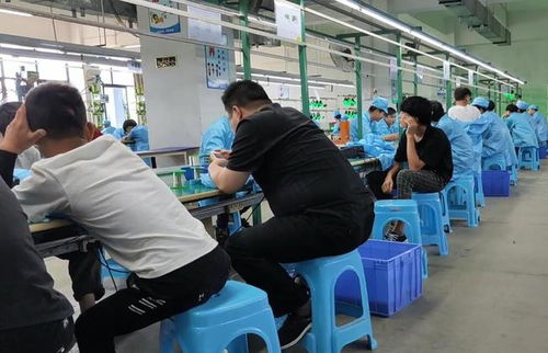 工人薪資被困廠區(qū)，外送服務成轉(zhuǎn)型方向？莞厚街制衣廠的破局探索